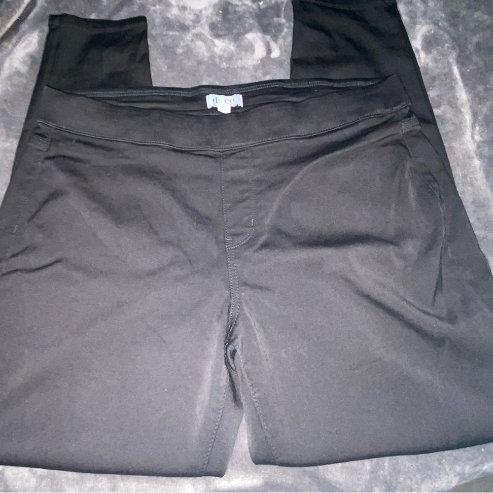 Women’s denim&co pants